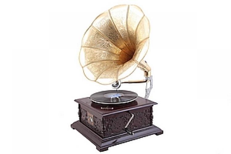 Граммофон 14" квадрат резной №163